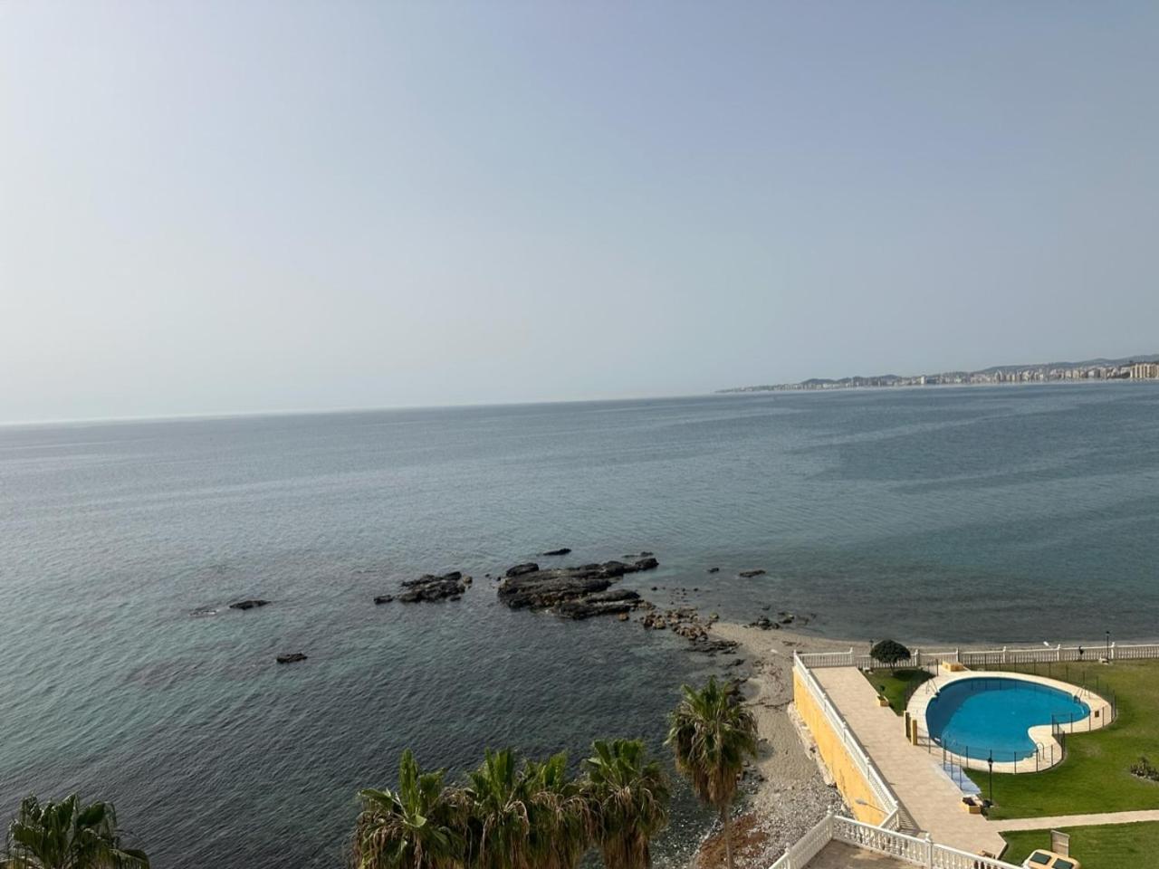 La Perla Beach Benalmadena Bagian luar foto